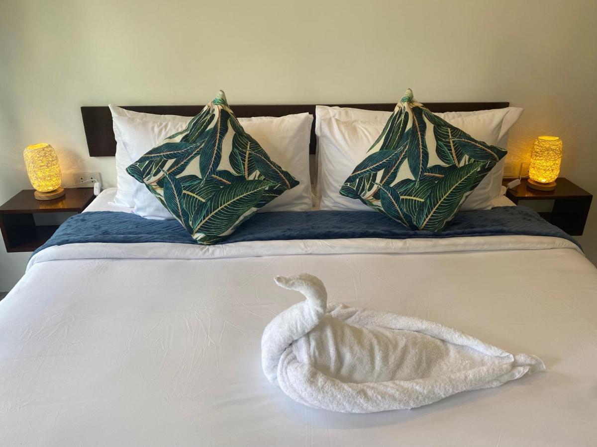 Amila Dive Beach Resort Sipalay Exterior foto