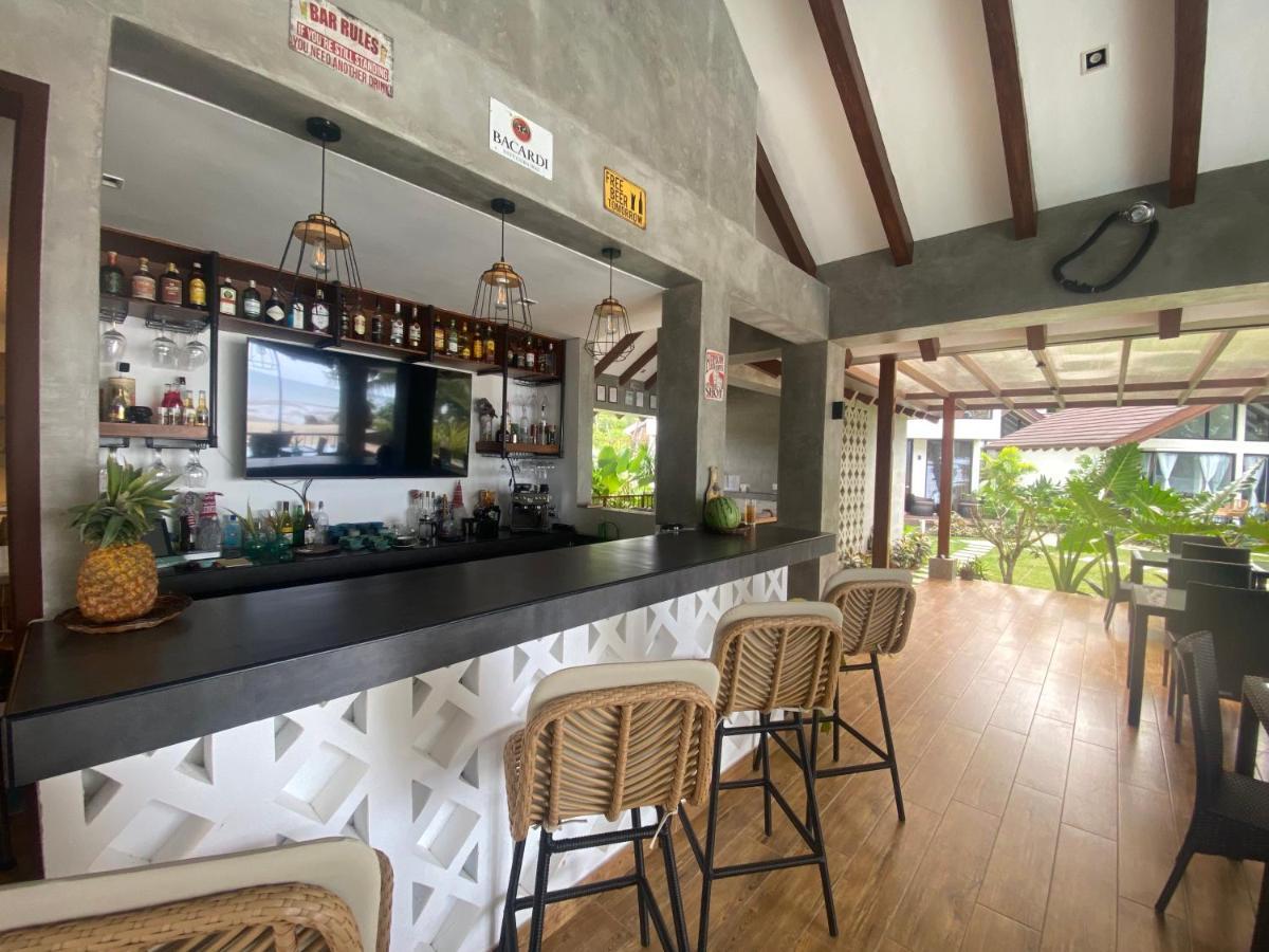 Amila Dive Beach Resort Sipalay Exterior foto