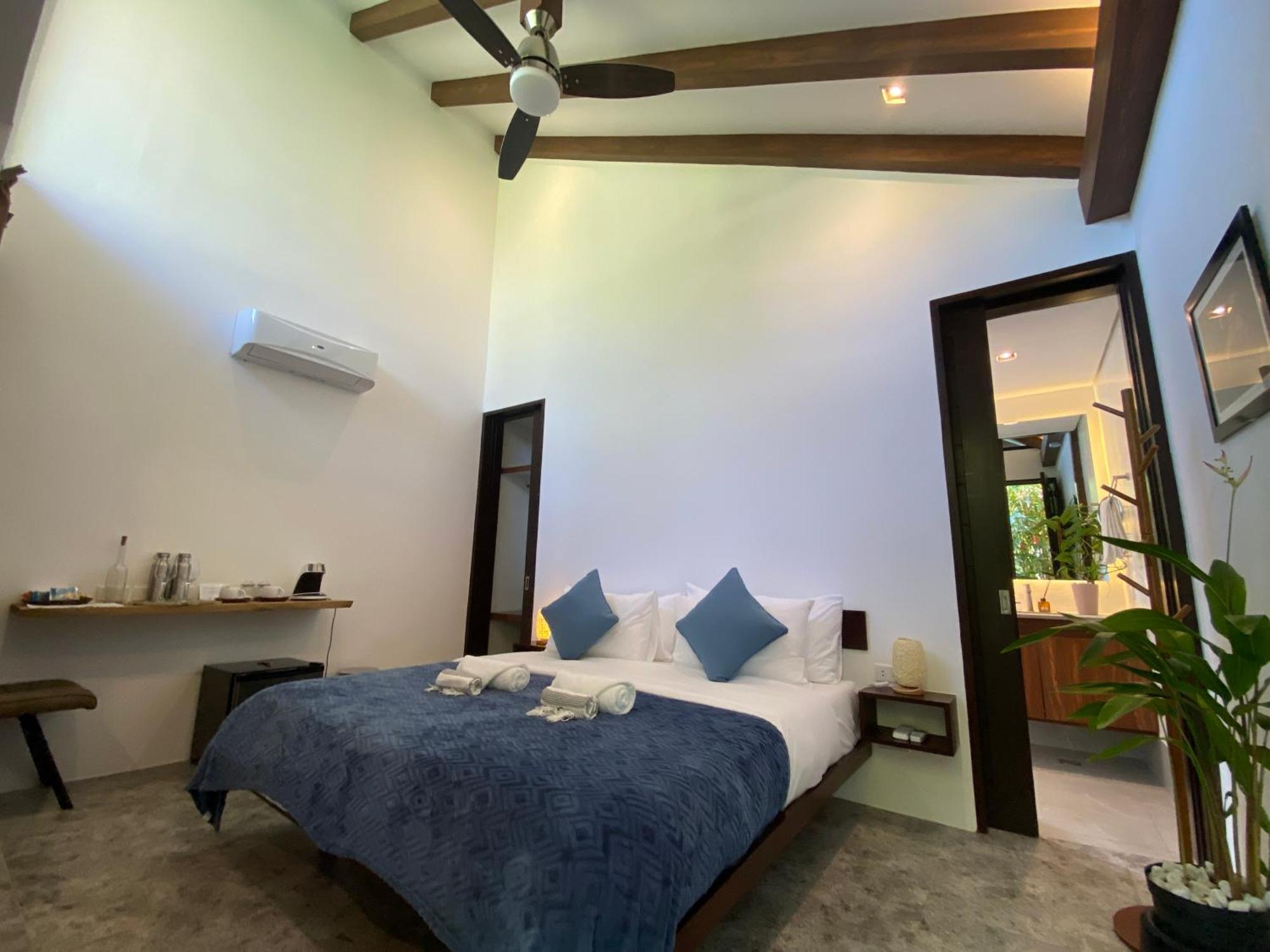Amila Dive Beach Resort Sipalay Exterior foto