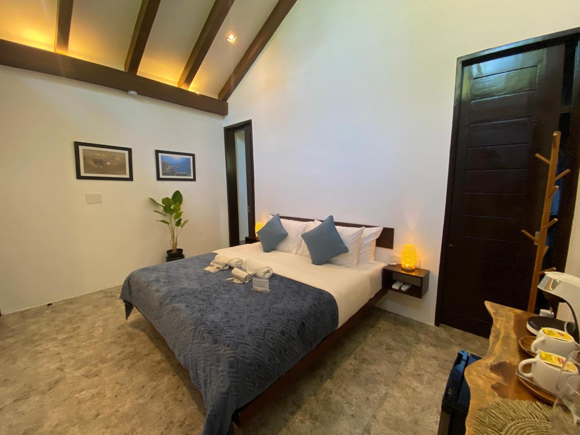 Amila Dive Beach Resort Sipalay Exterior foto