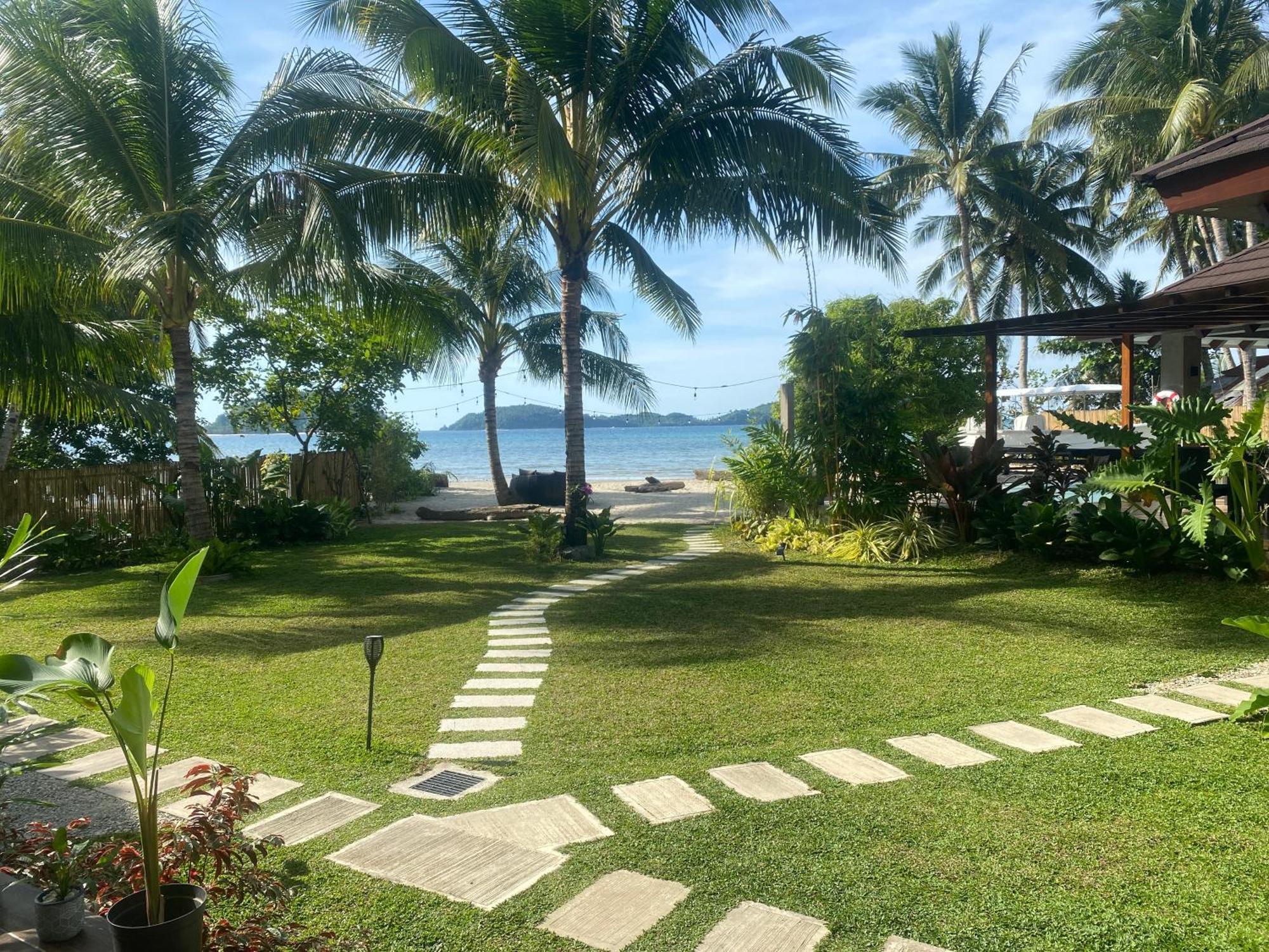 Amila Dive Beach Resort Sipalay Exterior foto